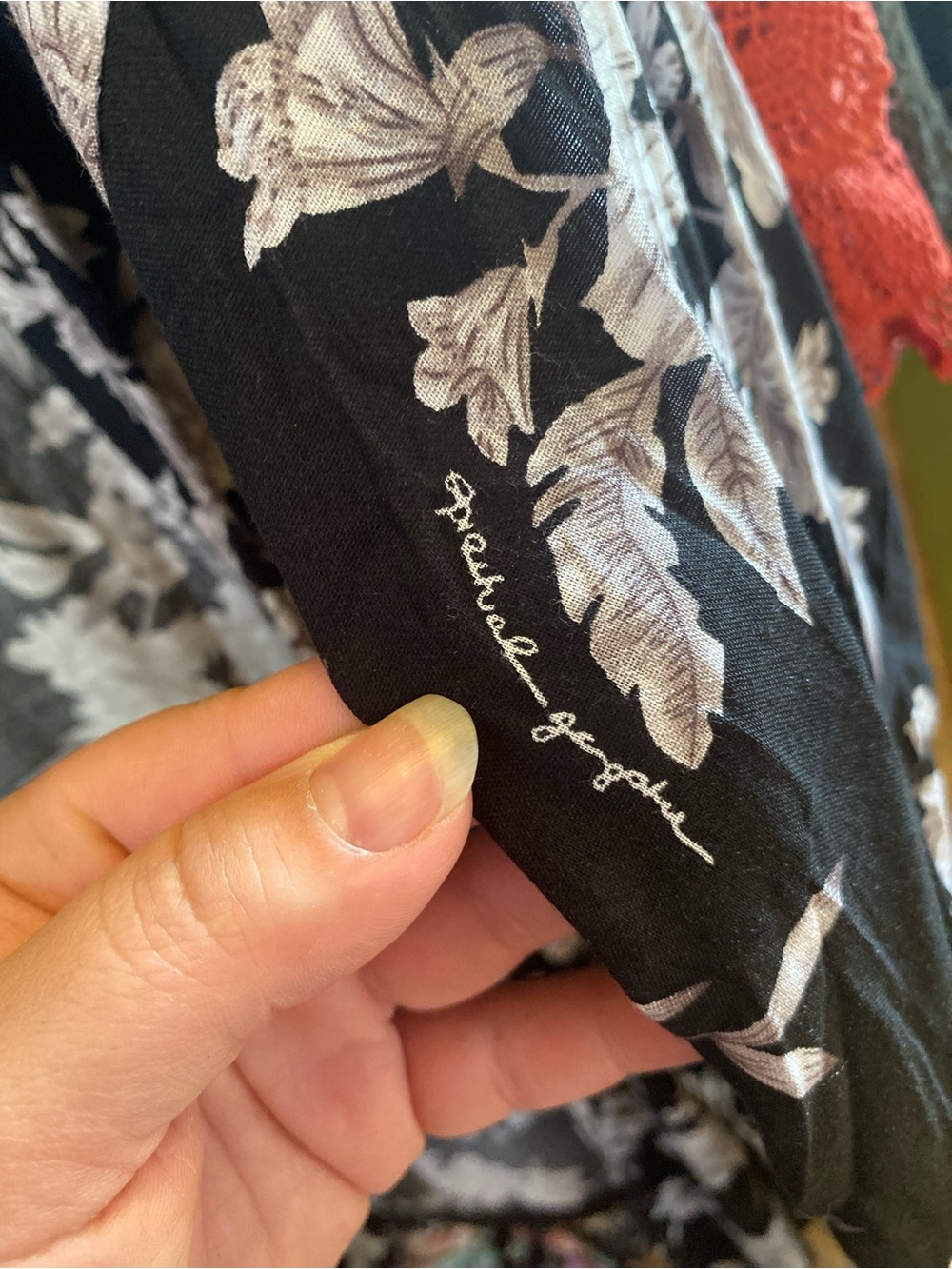 Black Floral Open Front Kimono - Picture 6 of 7